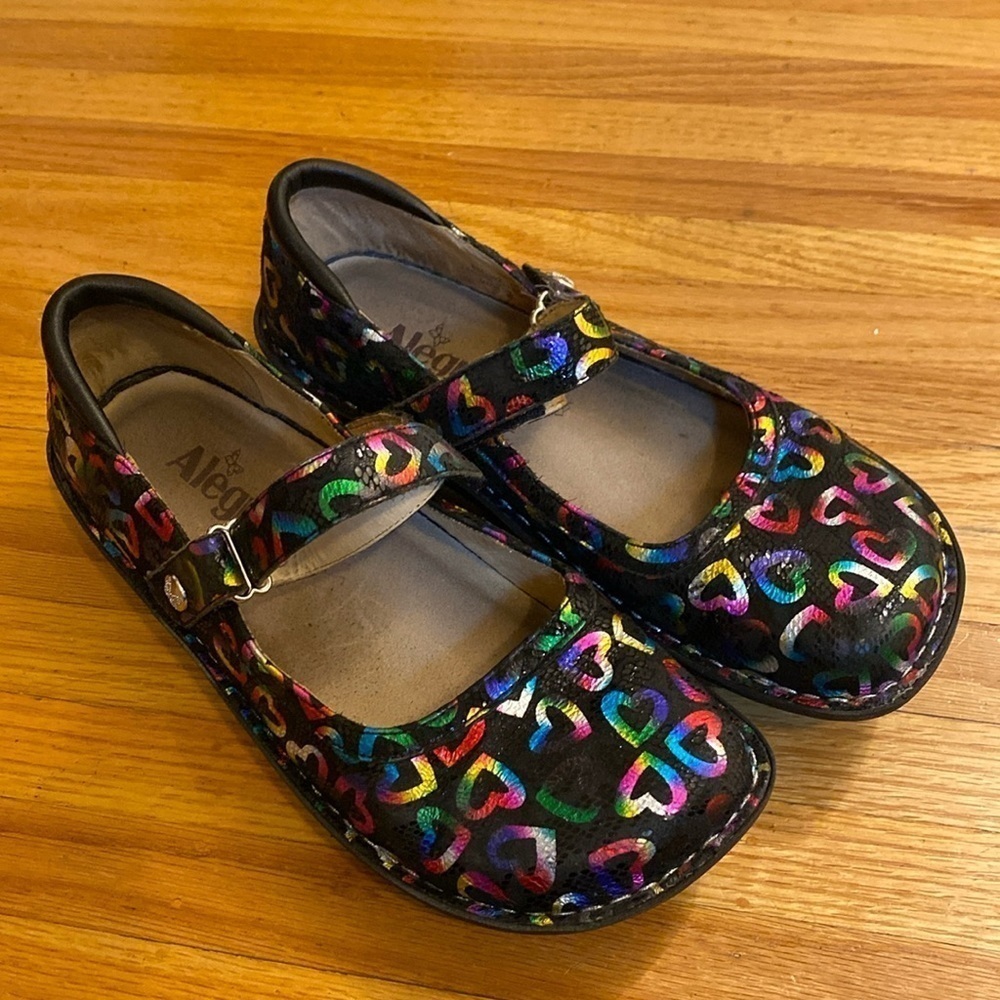Alegria Belle Neon Love size 38 Paloma hearts black Mary Jane